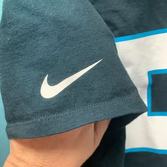 Nike Carolina Panthers Super Bowl 50 Official T-Shirt Kuechly Size XL